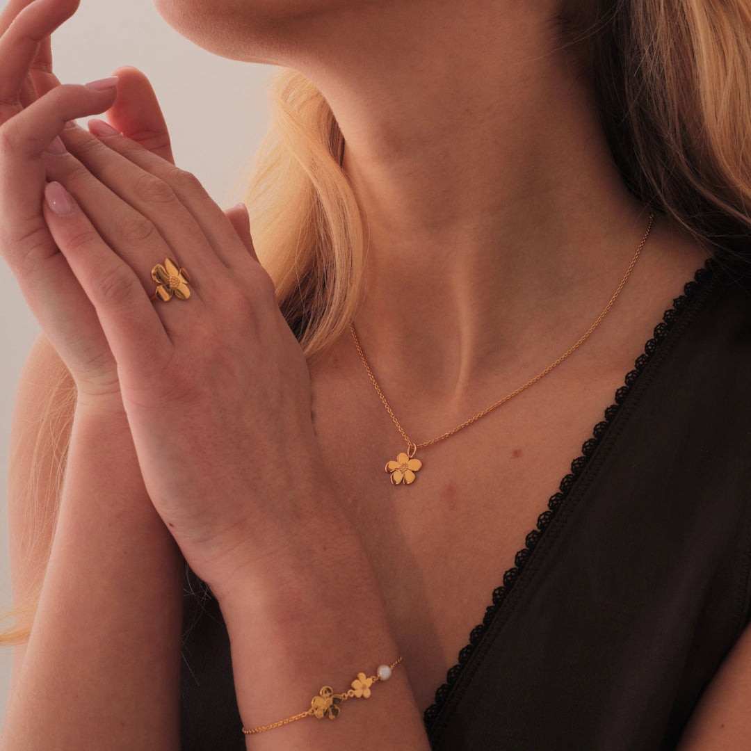 Pansy - Kæde med vedhæng Forgyldt