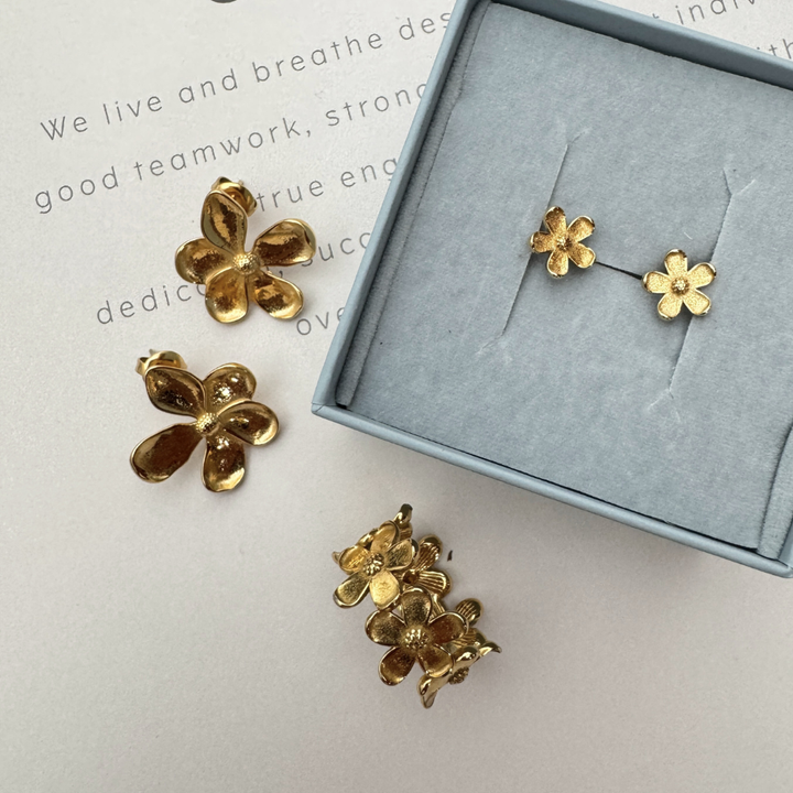 Camllia, Blumie ørestikker & ring sæt