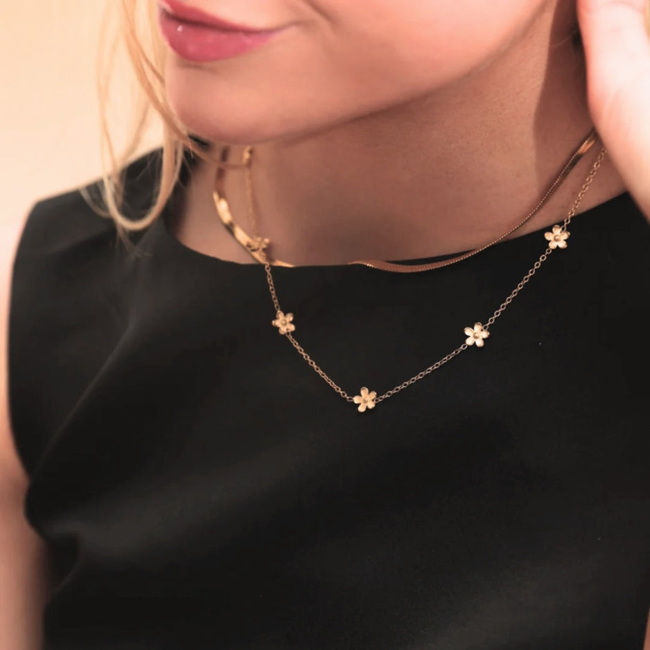Camellia - Halskæde Forgyldt